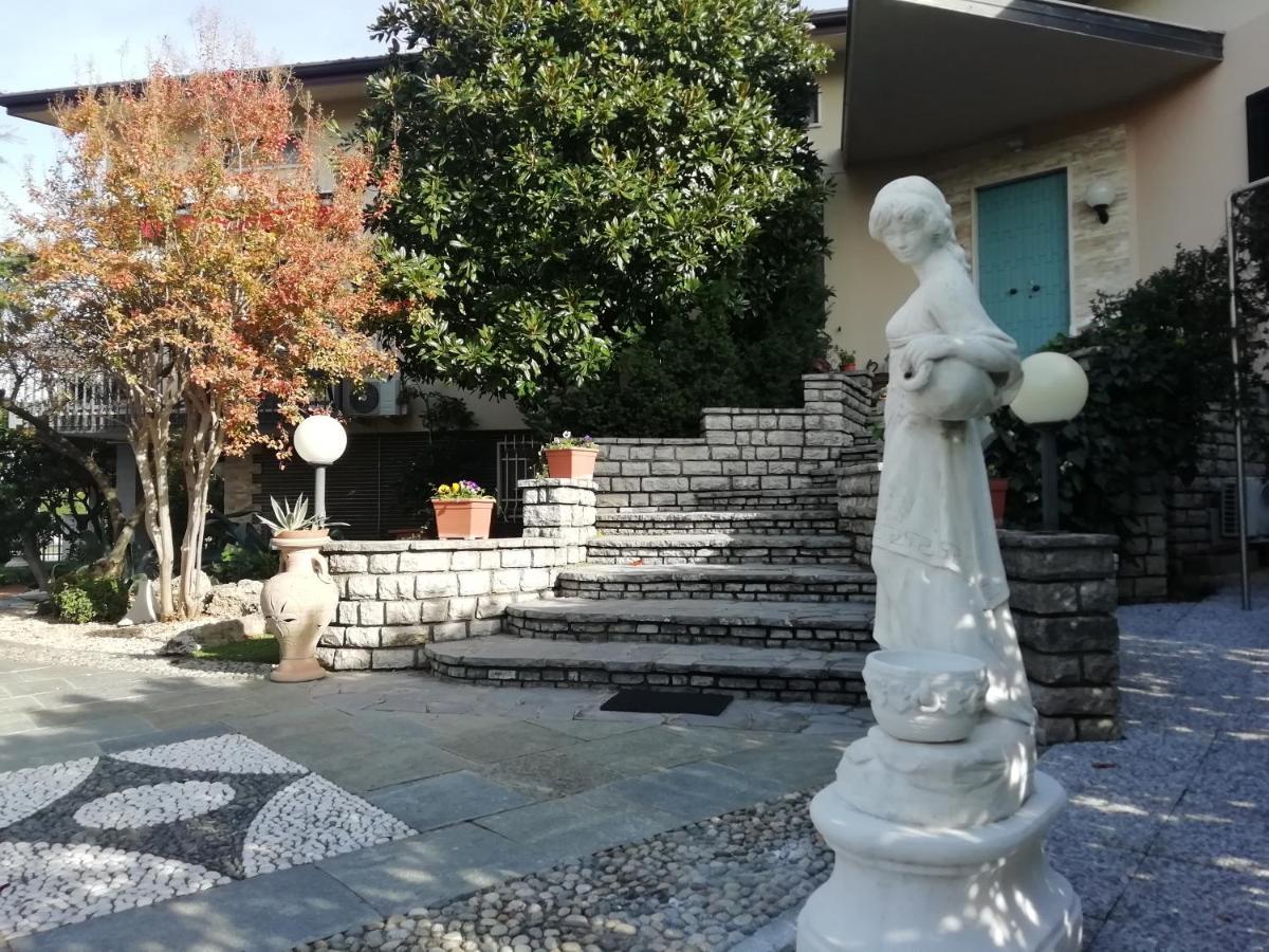 B&B Boutique Villa Terry Medolago Exterior foto